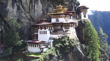 il-bhutan-il-paese-del-drago-tonante-11692