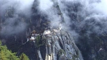 il-bhutan-il-paese-del-drago-tonante-11693
