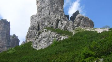 il-campanile-di-val-montanaia-un-urlo-di-pietra-30290