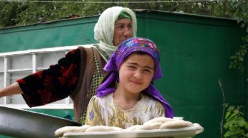 il-tagikistan-unisola-sul-tetto-del-mondo-34882