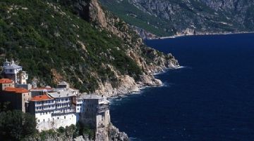 la-repubblica-monastica-del-monte-athos-la-grecia-proibita-39358