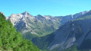 pirenei-trekking-la-montagna-con-la-m-maiuscola-12240