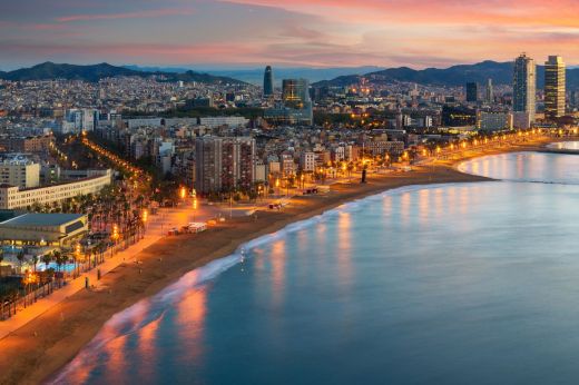 Viaggio a Barcellona: Una Guida Completa alla Città Catalana