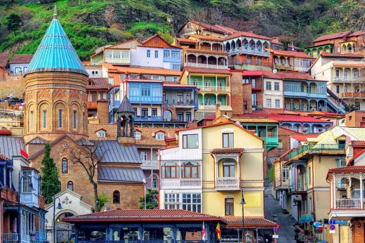 Vivi l’Incredibile Incanto di Tbilisi: Un Viaggio Indimenticabile